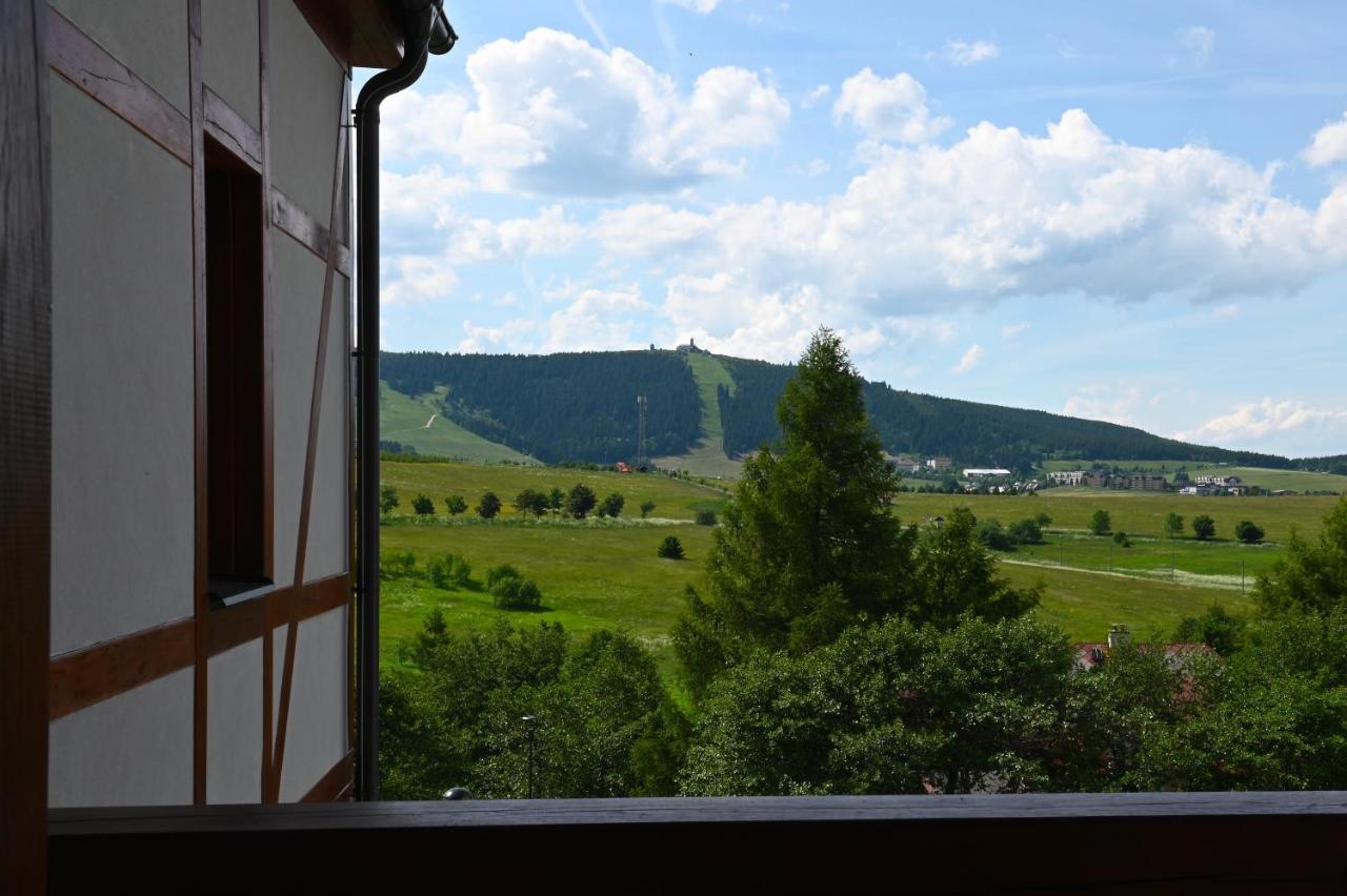 Penzion Königův mlýn Loučná pod Klínovcem Exterior foto